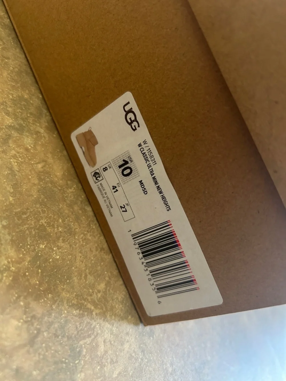 NIB UGG Classic Ultra Mini New Heights Platform Boot